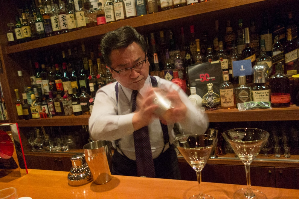 Hard Shake | Photo Credit: Flickr