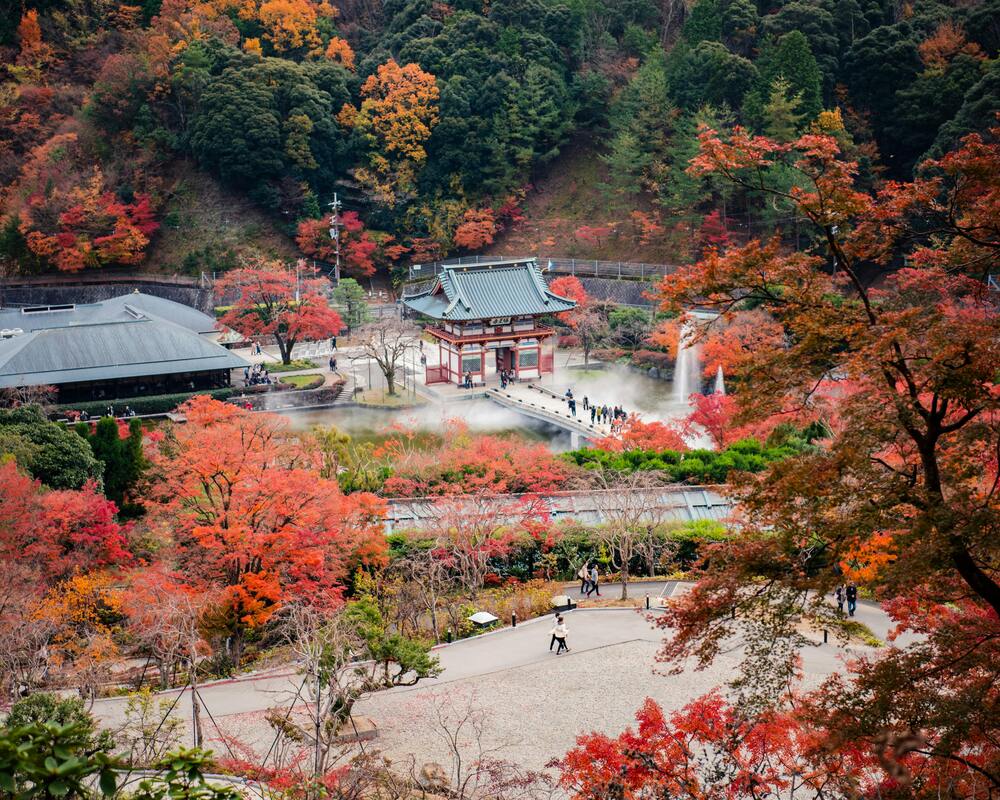Featured image for Off-the-Beaten-Path Spots to See Autumn Foliage in Japan