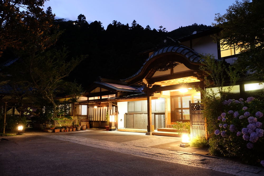 Featured image for Interview with Kakurinbo: Experience Japan’s Sacred Heart Through a Temple Stay in Minobusan